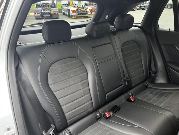 MERCEDES-BENZ GLC SUV GLC 300e 4MATIC SUV AMG Line  