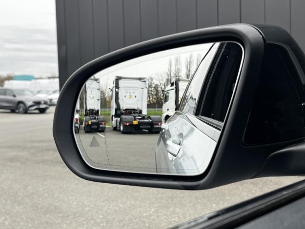 MERCEDES-BENZ GLC SUV GLC 300e 4MATIC SUV AMG Line  