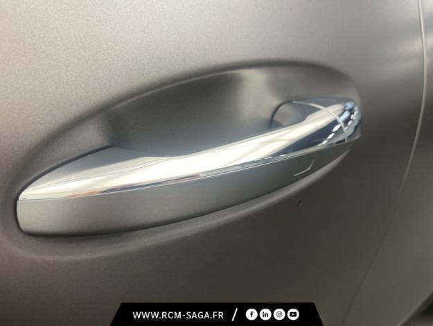 MERCEDES-BENZ GLA 200 d AMG Line  GLA 200 d AMG Line