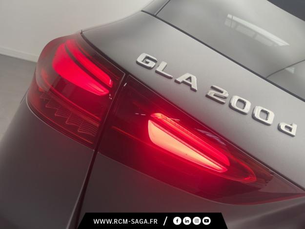 MERCEDES-BENZ GLA 200 d AMG Line  GLA 200 d AMG Line