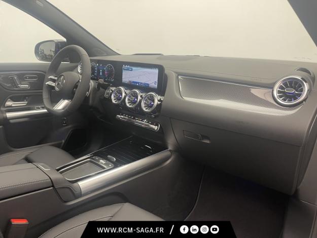 MERCEDES-BENZ GLA 200 d AMG Line  GLA 200 d AMG Line