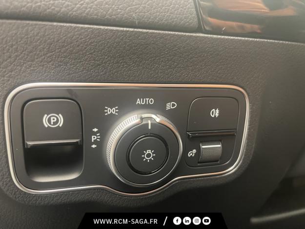 MERCEDES-BENZ GLA 200 d AMG Line  GLA 200 d AMG Line