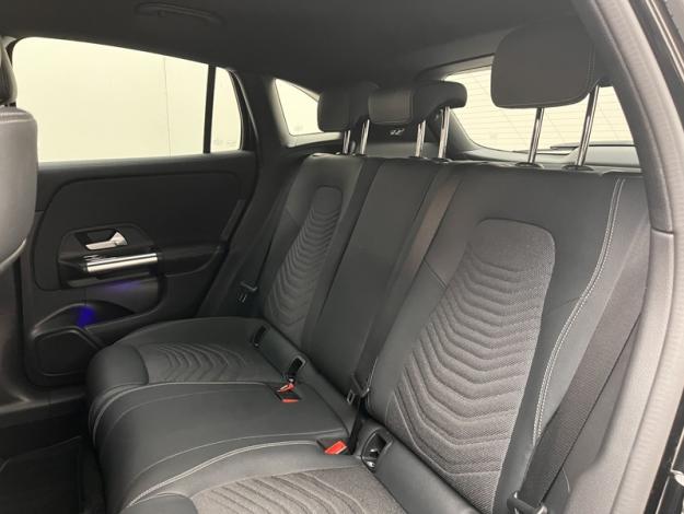 MERCEDES-BENZ GLA 200 d Progressive Line  