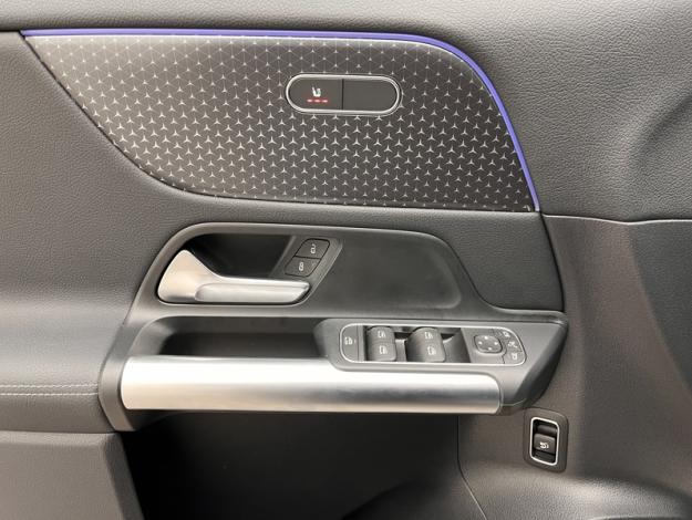 MERCEDES-BENZ GLA 200 d Progressive Line  