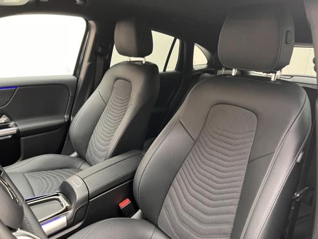 MERCEDES-BENZ GLA 200 d Progressive Line  