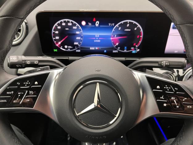 MERCEDES-BENZ GLA 200 d Progressive Line  