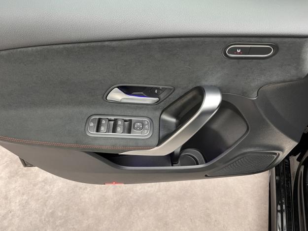 MERCEDES-BENZ Classe A 200 d AMG Line  