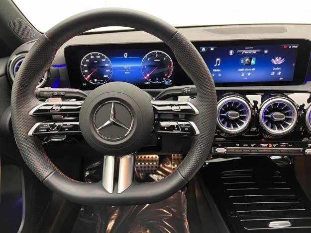 MERCEDES-BENZ Classe A 200 d AMG Line  