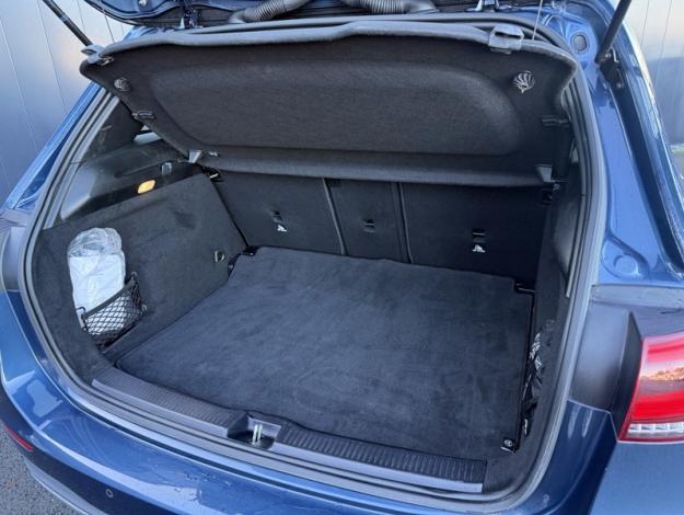 MERCEDES-BENZ Classe B 180 d Business Line Edition  Classe B/247 Classe B 180 d Business Line Edition