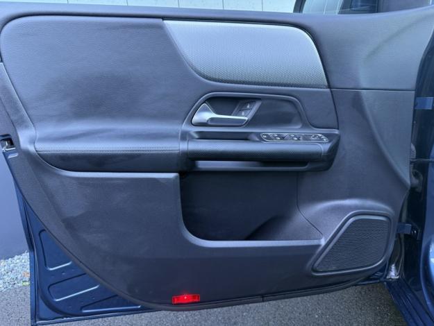 MERCEDES-BENZ Classe B 180 d Business Line Edition  Classe B/247 Classe B 180 d Business Line Edition