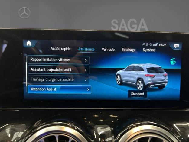 MERCEDES-BENZ GLA 250 e  