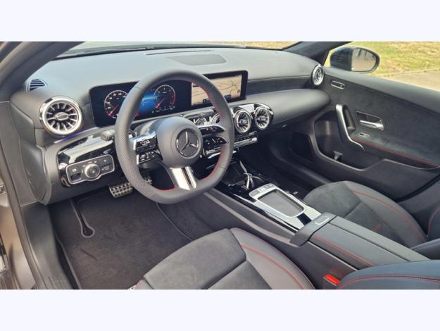 MERCEDES-BENZ Classe A 200 d AMG Line  Classe A 200 d AMG Line