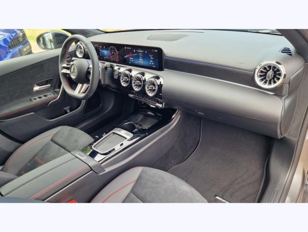MERCEDES-BENZ Classe A 200 d AMG Line  Classe A 200 d AMG Line