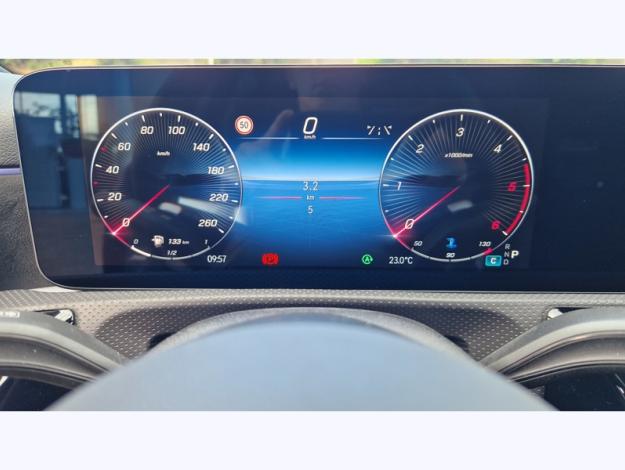 MERCEDES-BENZ Classe A 200 d AMG Line  Classe A 200 d AMG Line