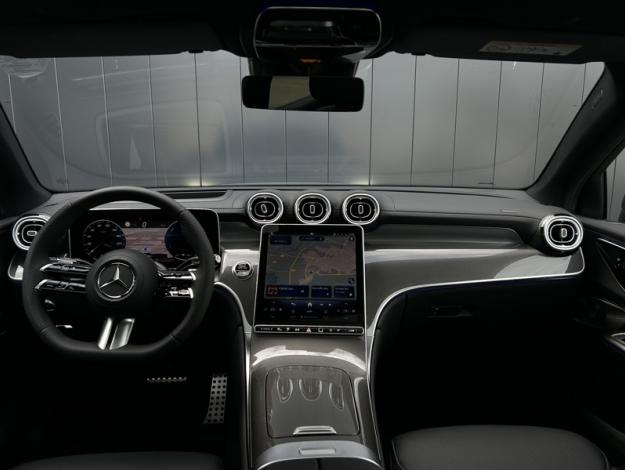 MERCEDES-BENZ GLC Coupé GLC 300 de Hybrid EQ 4MATIC Coupé AMG Line +  GLC 300 d e Hybrid EQ 4MATIC Coupé AMG Line +