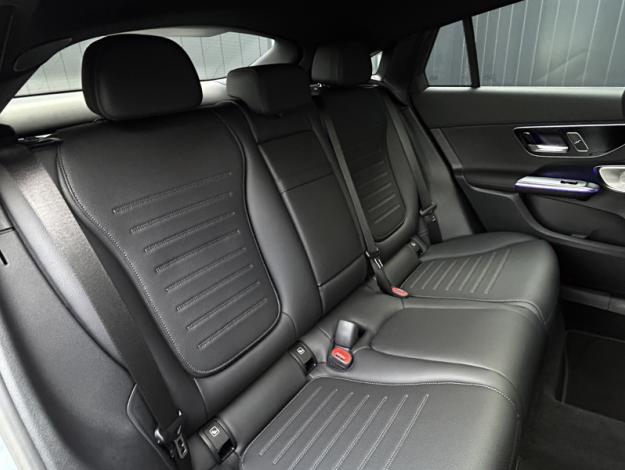 MERCEDES-BENZ GLC Coupé GLC 300 de Hybrid EQ 4MATIC Coupé AMG Line +  GLC 300 d e Hybrid EQ 4MATIC Coupé AMG Line +