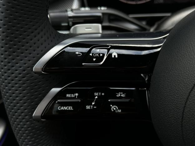 MERCEDES-BENZ GLC Coupé GLC 300 de Hybrid EQ 4MATIC Coupé AMG Line +  GLC 300 d e Hybrid EQ 4MATIC Coupé AMG Line +