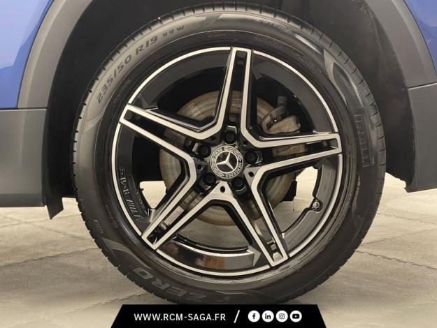 MERCEDES-BENZ GLB 200 d AMG Line  