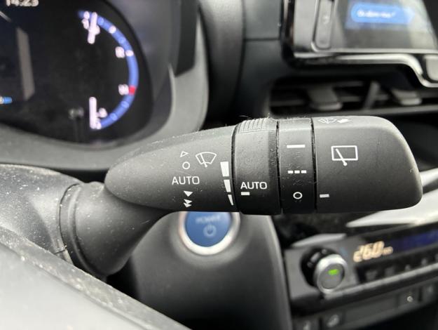 TOYOTA Yaris Cross Hybrid AWD-i Trail   