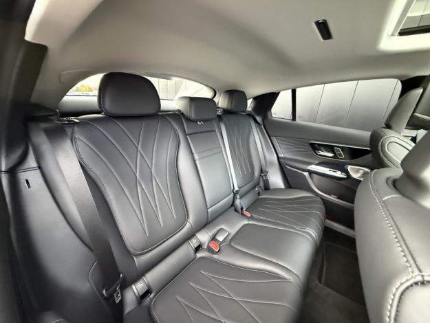 MERCEDES-BENZ GLC Coupé GLC 300 e Hybrid EQ 4MATIC Coupé AMG Line +  GLC 300 e Hybrid EQ 4MATIC Coupé AMG Line +