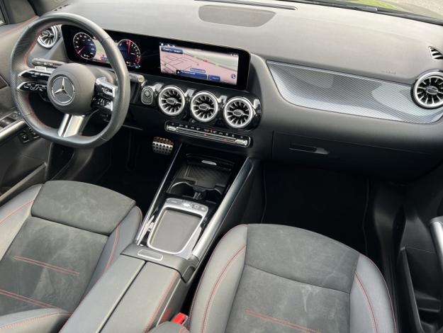 MERCEDES-BENZ GLA 250 e Hybrid EQ AMG Line  