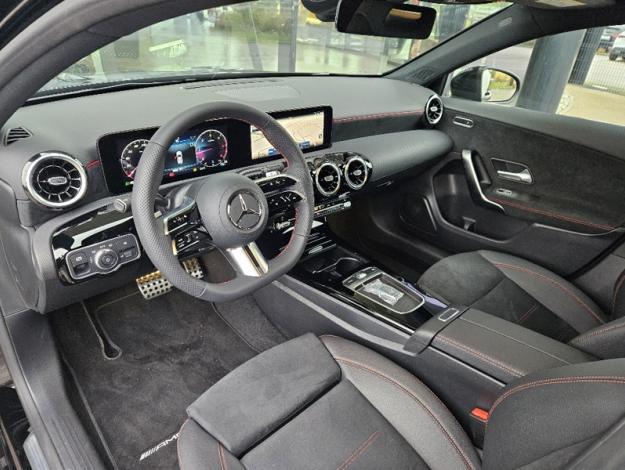 MERCEDES-BENZ Classe A 180 d AMG Line  Classe A 180 d AMG Line