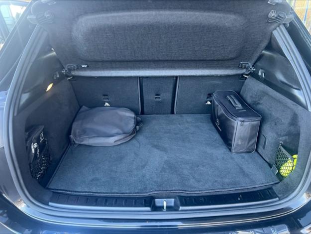 MERCEDES-BENZ EQA 250 AMG Line  EQA 250 AMG Line