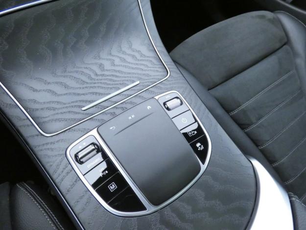 MERCEDES-BENZ GLC Coupé GLC 300de 4MATIC Coupé Business Line  