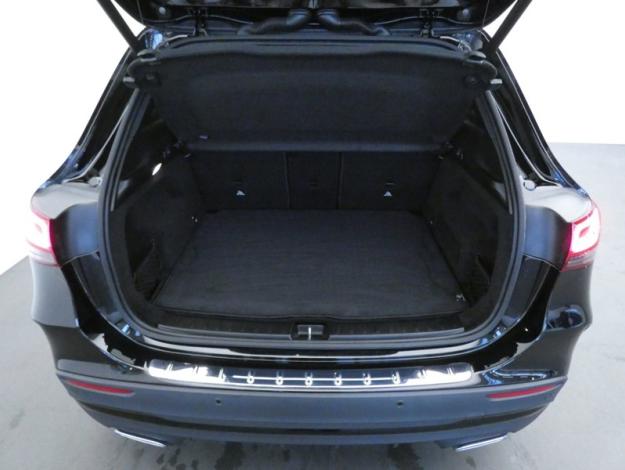 MERCEDES-BENZ GLA 200 d AMG Line  