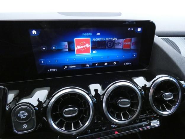 MERCEDES-BENZ GLA 200 d AMG Line  