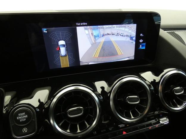 MERCEDES-BENZ GLA 200 d AMG Line  