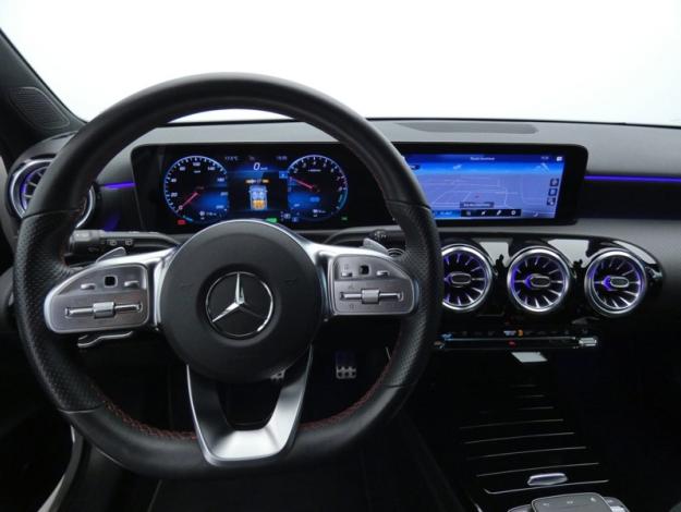 MERCEDES-BENZ Classe A 250 e AMG Line  