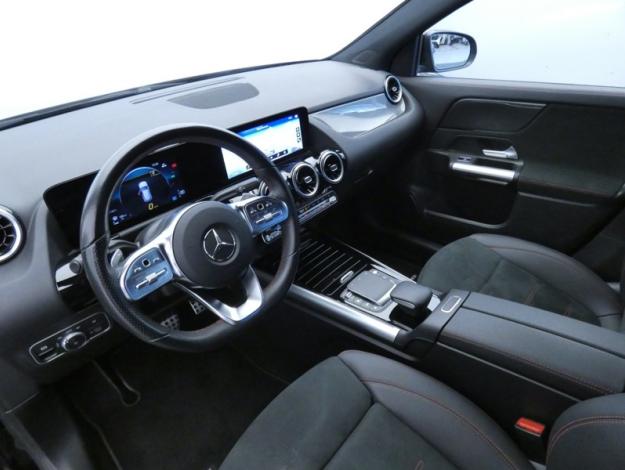 MERCEDES-BENZ GLA 200 d AMG Line  