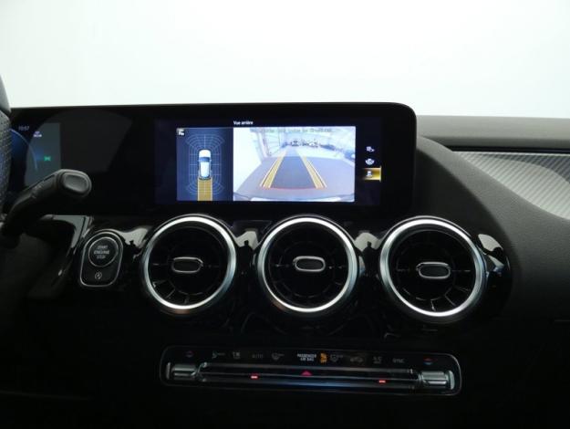 MERCEDES-BENZ GLA 200 d AMG Line  