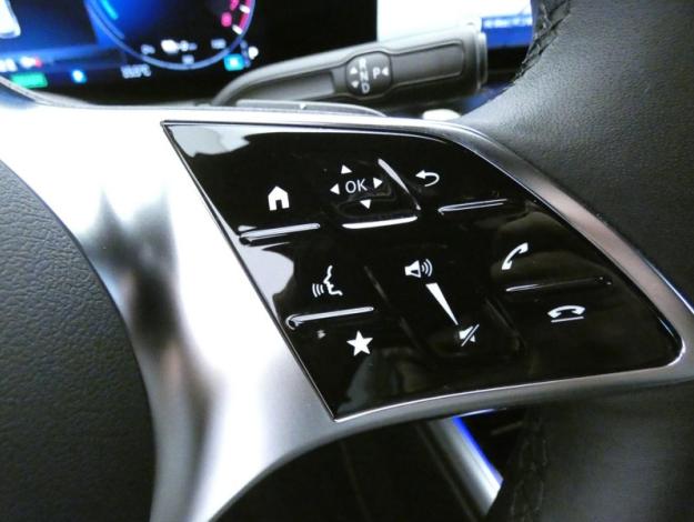 MERCEDES-BENZ GLA 250 e Hybrid EQ Progressive Line  