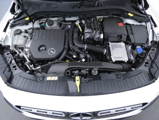 MERCEDES-BENZ GLA 250 e Hybrid EQ Progressive Line  
