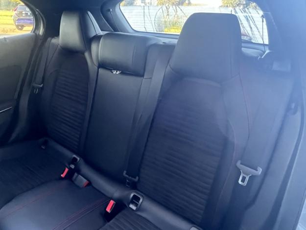 MERCEDES-BENZ GLA 220 d Fascination  