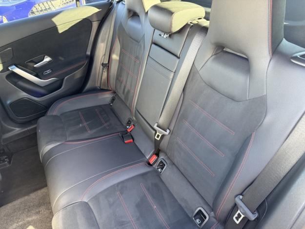 MERCEDES-BENZ Classe A 180 d AMG Line  