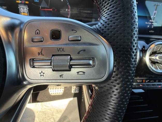 MERCEDES-BENZ Classe A 180 d AMG Line  