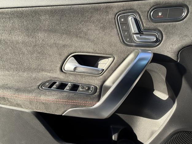 MERCEDES-BENZ Classe A 180 d AMG Line  