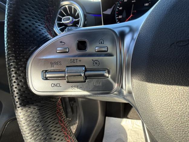 MERCEDES-BENZ Classe A 180 d AMG Line  