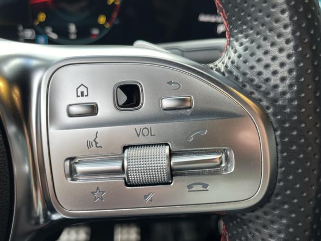 MERCEDES-BENZ Classe A 200 AMG Line  