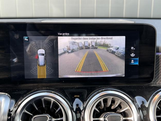 MERCEDES-BENZ GLB 220 d 4MATIC AMG Line  