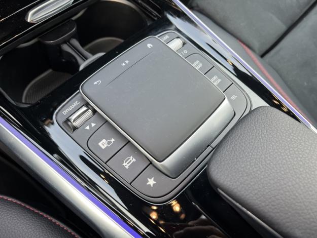 MERCEDES-BENZ GLB 220 d 4MATIC AMG Line  