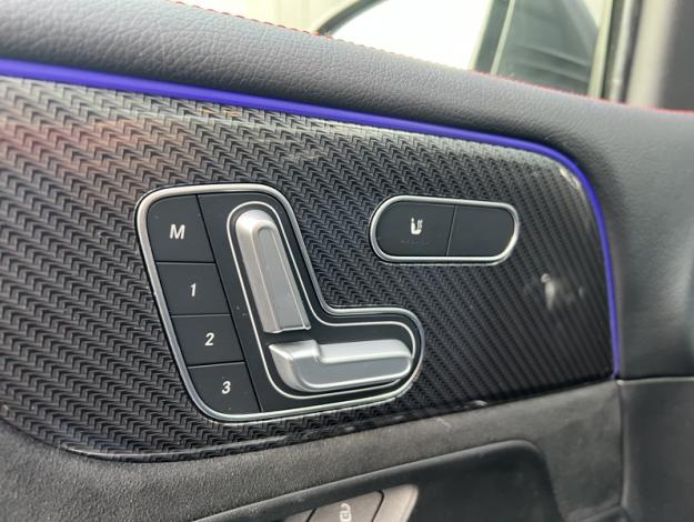 MERCEDES-BENZ GLB 220 d 4MATIC AMG Line  