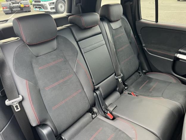 MERCEDES-BENZ GLB 220 d 4MATIC AMG Line  