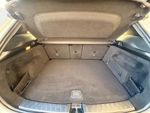 MERCEDES-BENZ GLA 200 d AMG Line  GLA 200 d AMG Line