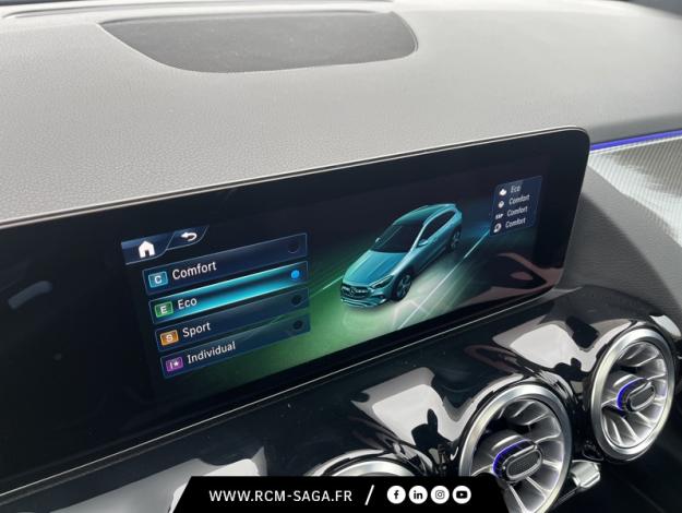 MERCEDES-BENZ GLA 200 d AMG Line  