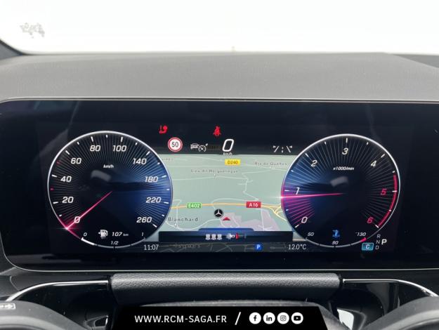 MERCEDES-BENZ GLA 200 d AMG Line  