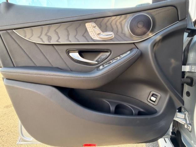 MERCEDES-BENZ GLC Coupé GLC 300de 4MATIC Coupé Business Line  